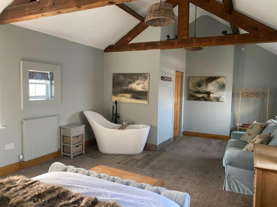 The Annex: 2 Bedroom Cottage, Countryside, Peaceful Getaway With Garden 이징올드 외부 사진