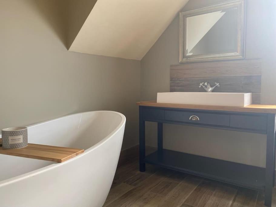 The Annex: 2 Bedroom Cottage, Countryside, Peaceful Getaway With Garden 이징올드 외부 사진